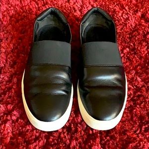 Vince Corbin Leather Slip On Sneaker size 7